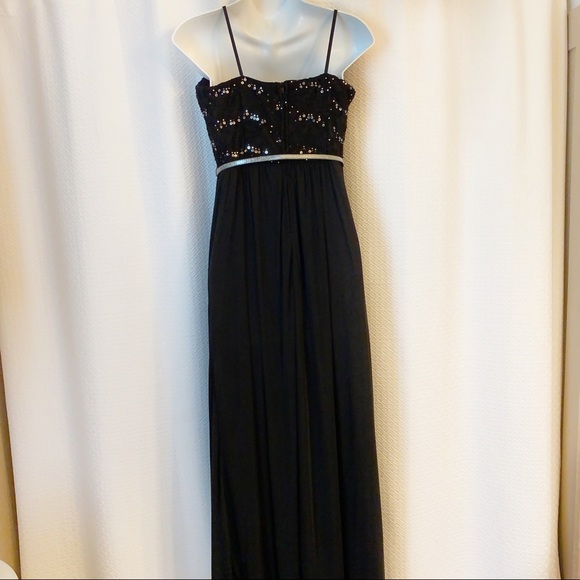 Black & Silver Spaghetti Strap Gown - Picture 3 of 6